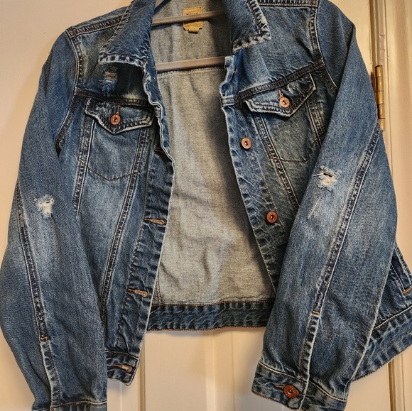 Denim jacket - Picture 8 of 9